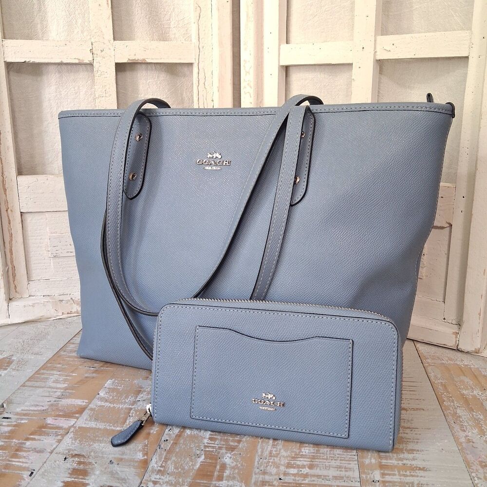 Coach Zip Top Tote Bag Wallet Set Blue Leather Classic Quiet Luxury Everyday
